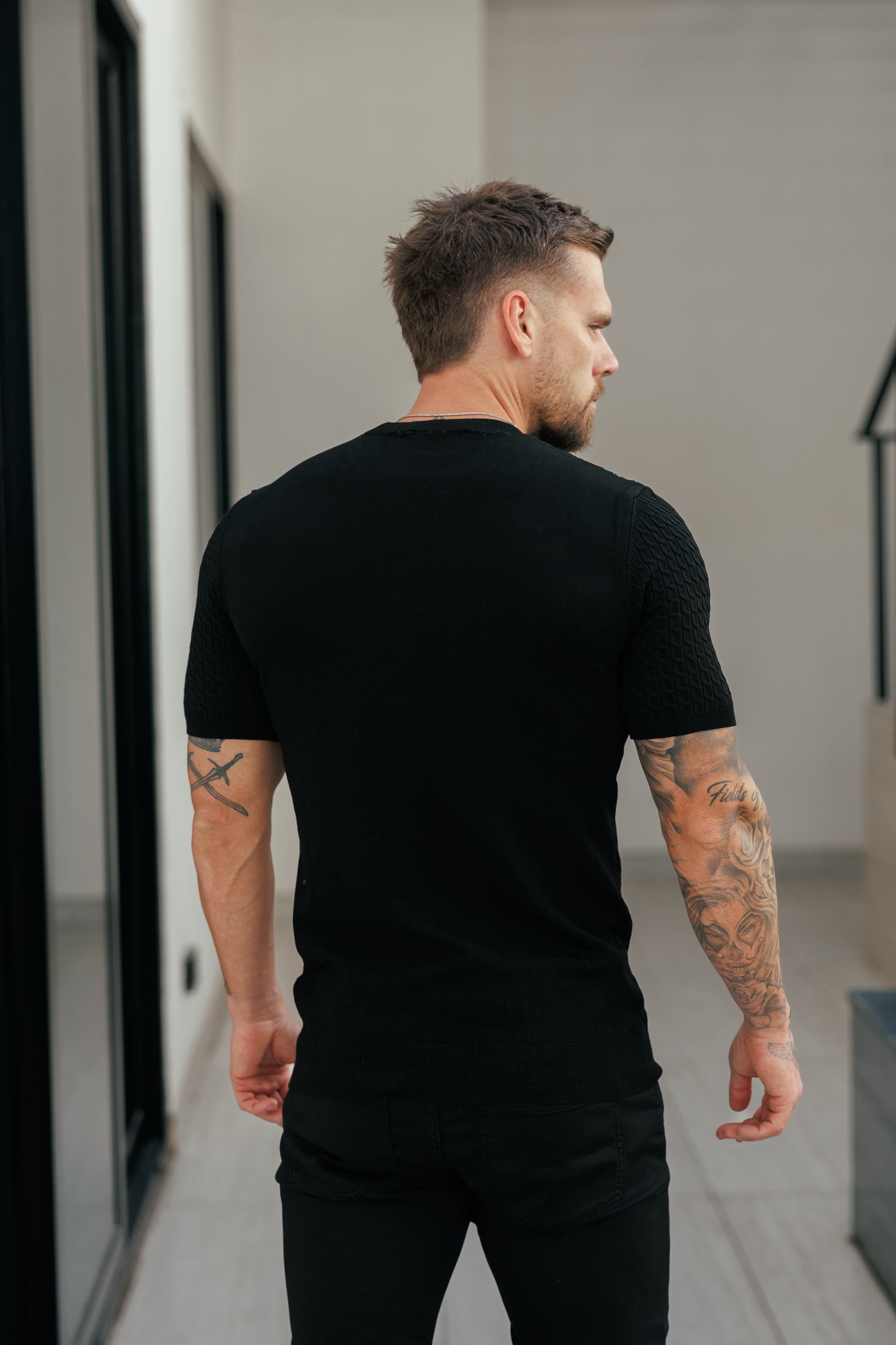Front Chain Knit Crew Tshirt Black Short Sleeve - FSR055