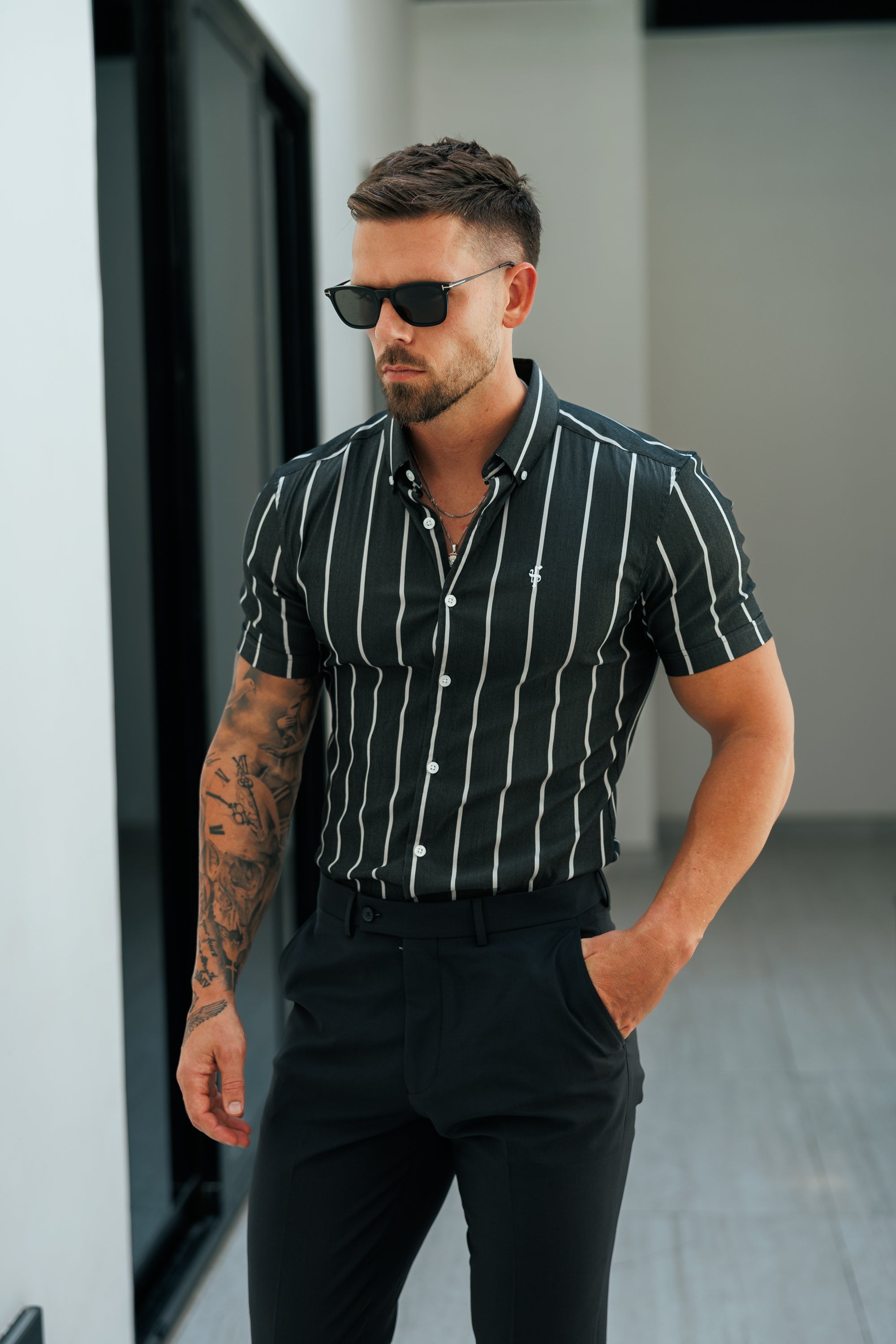 Super Slim Stretch Charcoal / White Printed Wide Stripe Short Sleeve with Button Down Collar - FS1227