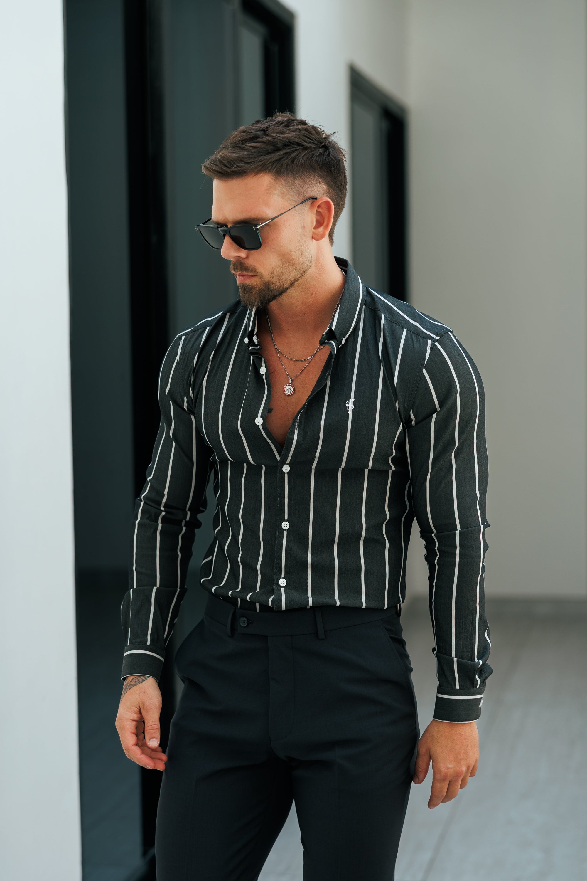 Super Slim Stretch Charcoal / White Printed Wide Stripe Long Sleeve with Button Down Collar - FS1224