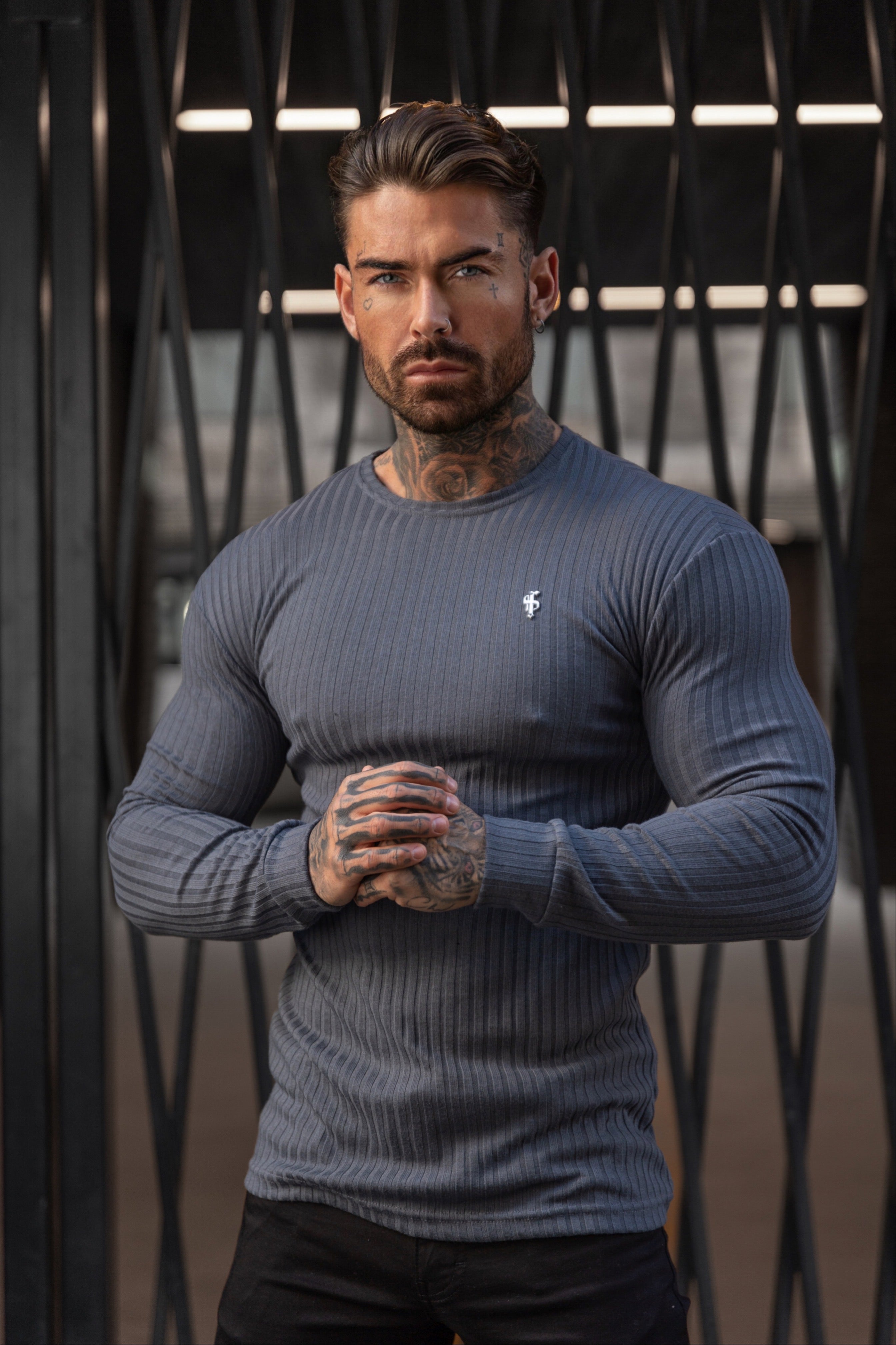 Super Slim Charcoal Ribbed Knit Jumper With Silver Metal Emblem - FSH947