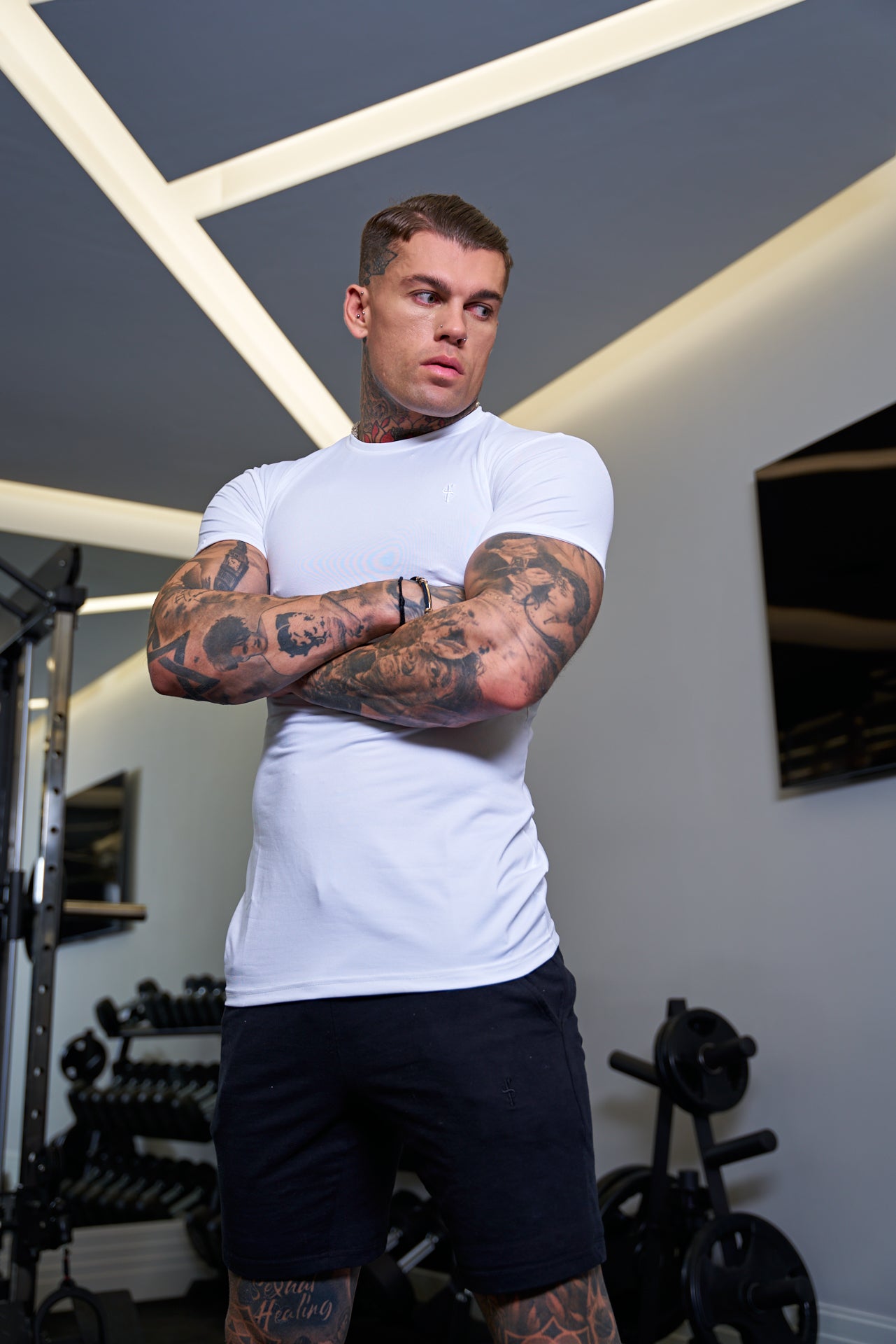 Muscle Fit White Gym Crew - FSH691