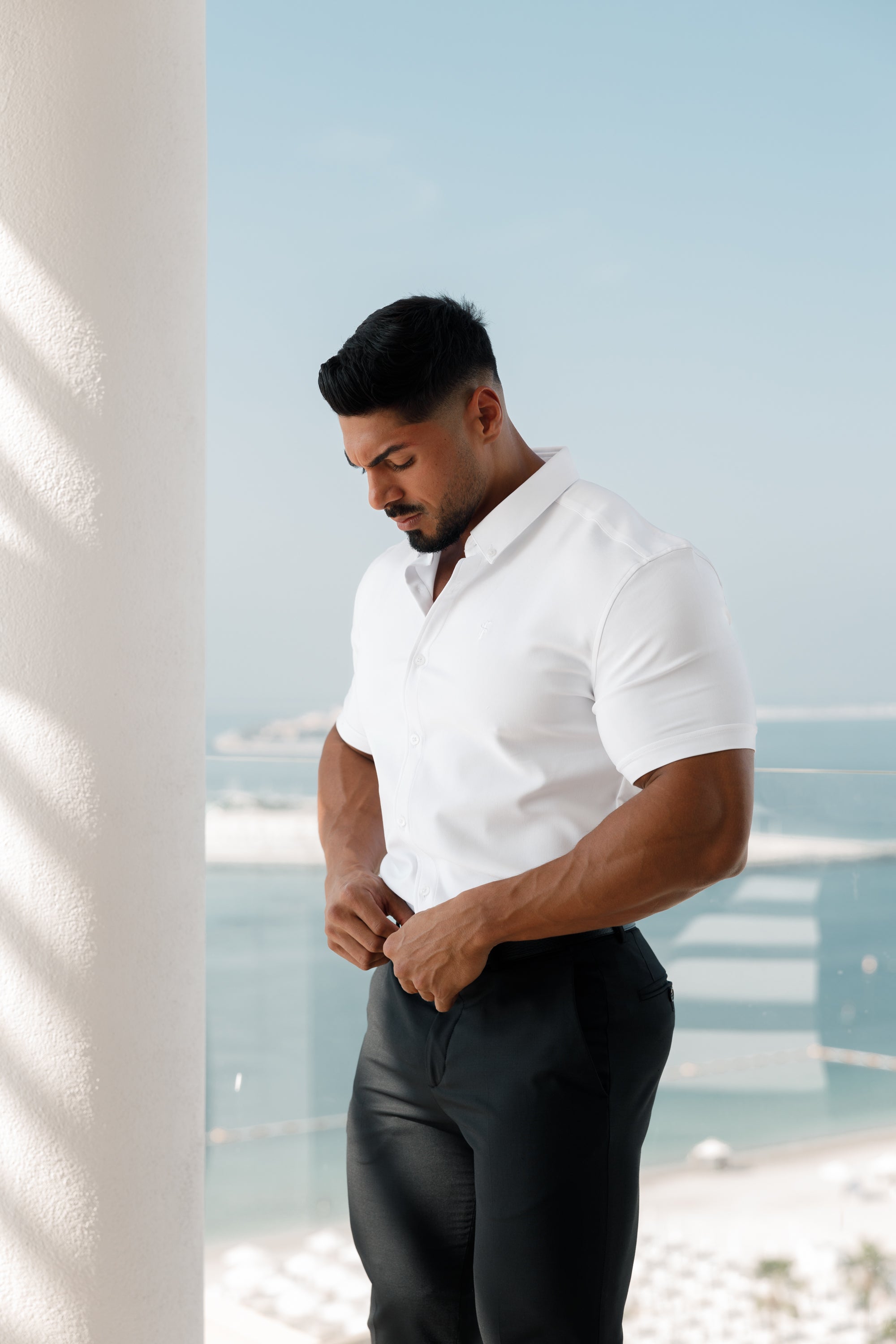 Super Slim Scuba White Short Sleeve Stretch - FS828 (PRE ORDER 30TH AUGUST)